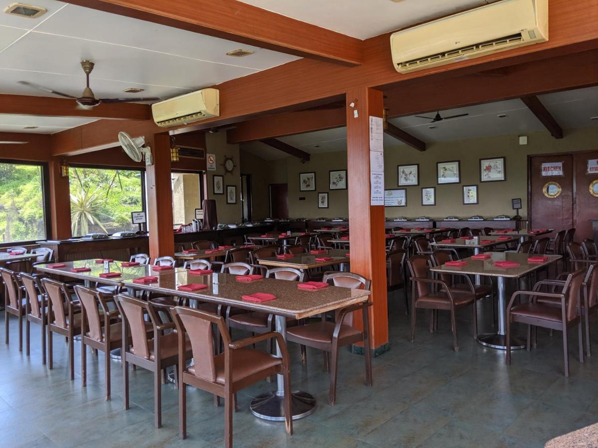 Upper Deck Resort - Stay And Relax At The Highest Peak Lonavala Ngoại thất bức ảnh